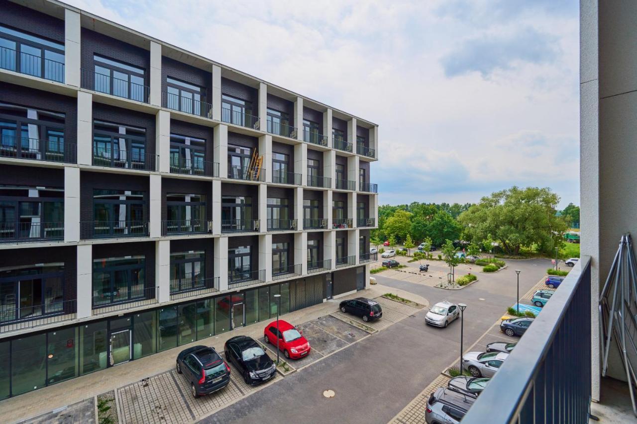 Apartament Mezzanine Studio Zarembowicza Wrocław Airport by Renters Zewnętrze zdjęcie